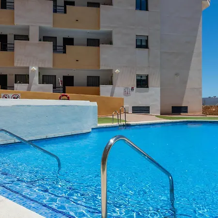 Apartment Luxury 4bdr Penthouse With Sea Views